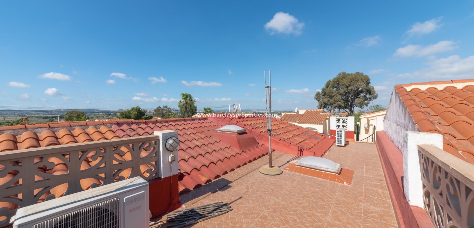 Wederverkoop - Vrijstaande Villa - Urb. La Marina