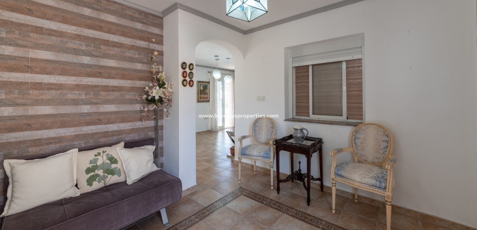 Wederverkoop - Vrijstaande Villa - Urb. La Marina