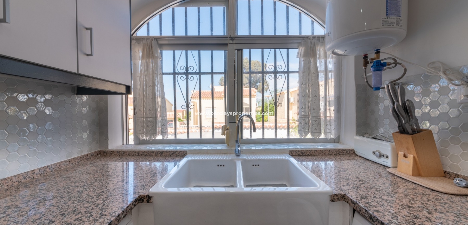 Wederverkoop - Vrijstaande Villa - Urb. La Marina