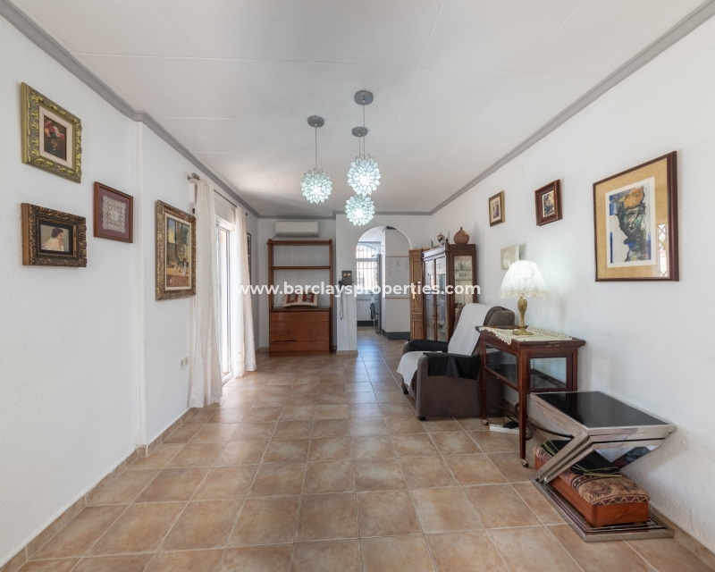 Wederverkoop - Vrijstaande Villa - Urb. La Marina