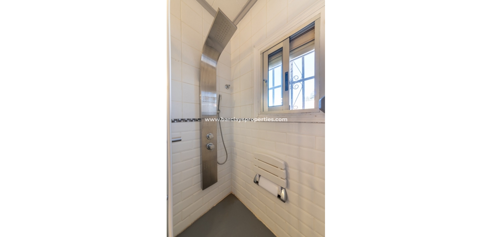 Wederverkoop - Vrijstaande Villa - Urb. La Marina