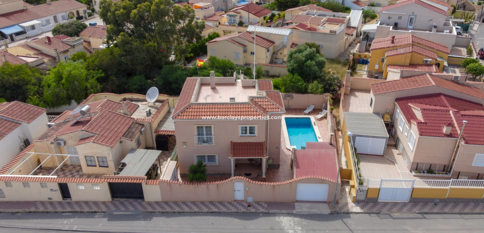 Wederverkoop - Vrijstaande Villa - Urb. La Marina