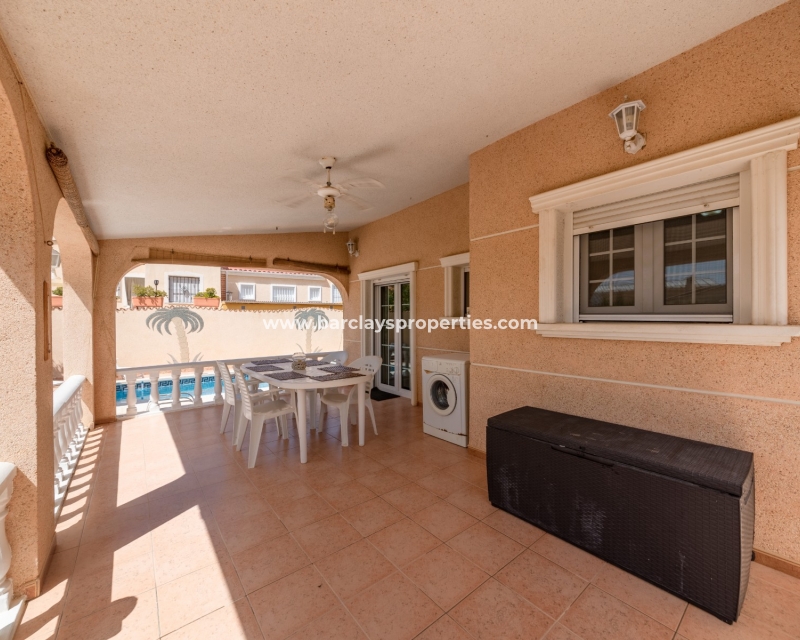 Wederverkoop - Vrijstaande Villa - Urb. La Marina