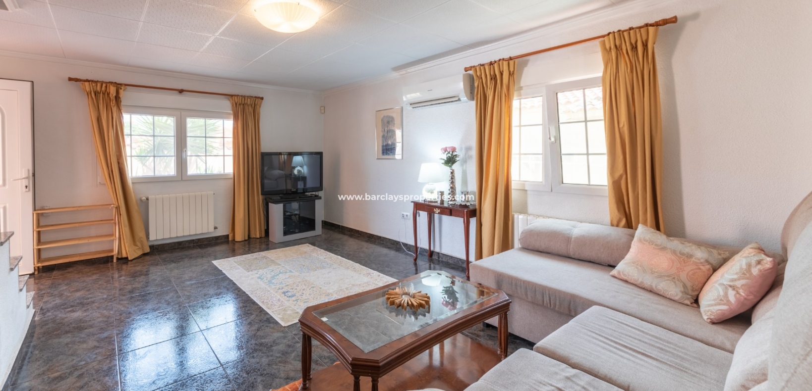 Wederverkoop - Vrijstaande Villa - Urb. La Marina