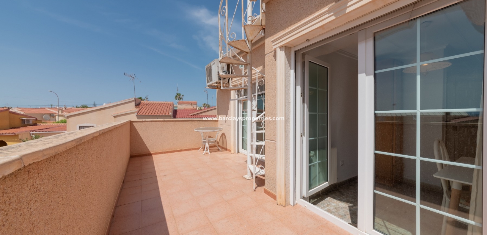 Wederverkoop - Vrijstaande Villa - Urb. La Marina