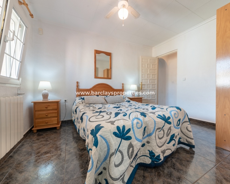 Wederverkoop - Vrijstaande Villa - Urb. La Marina