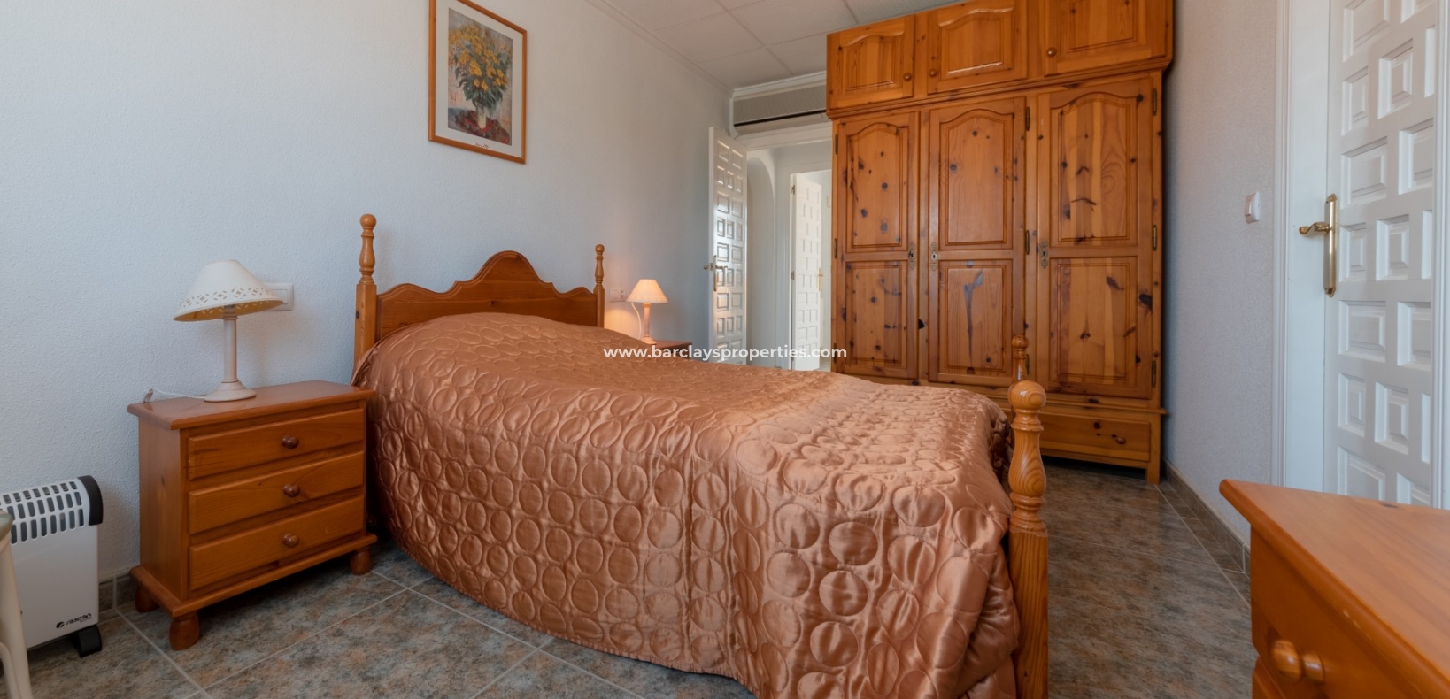 Wederverkoop - Vrijstaande Villa - Urb. La Marina