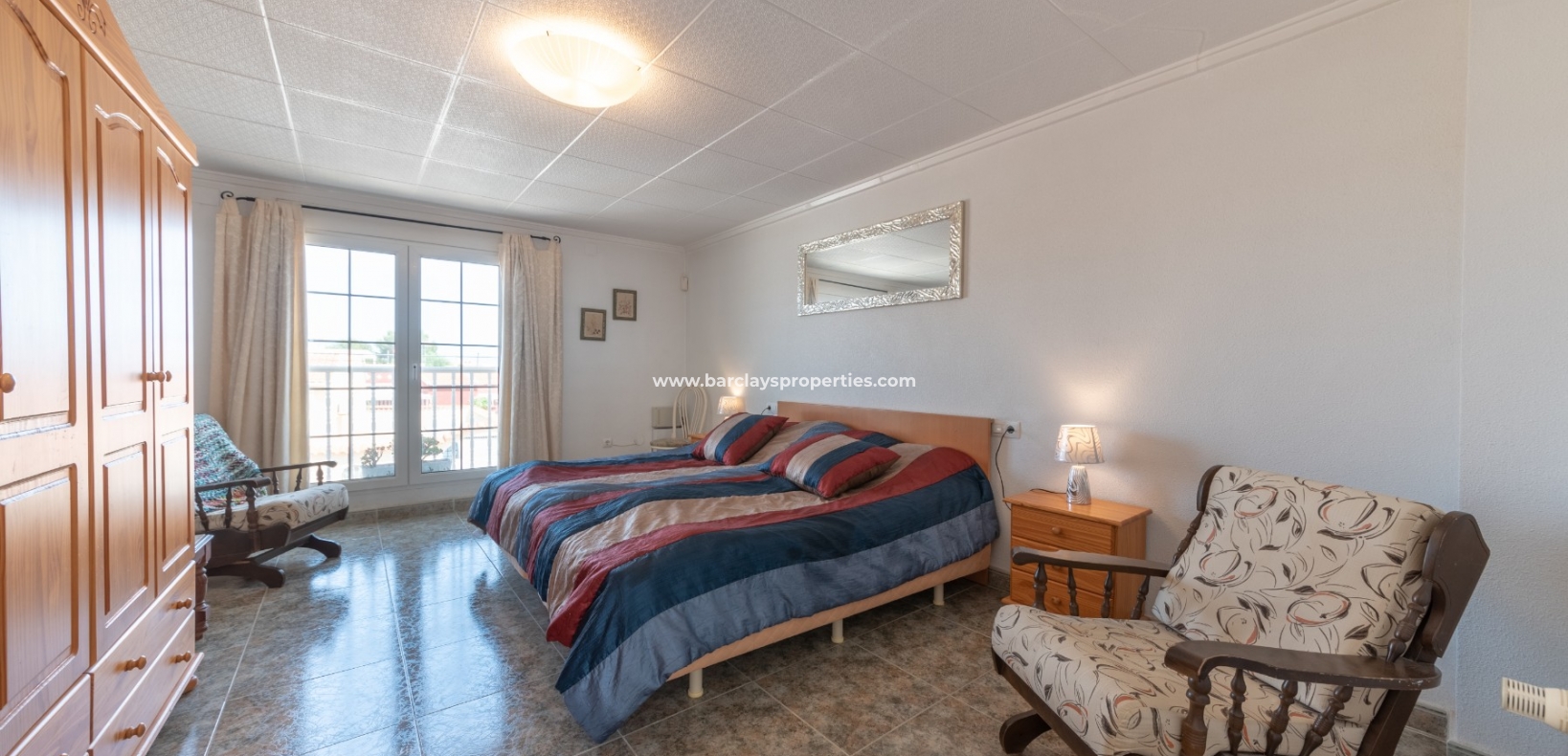 Wederverkoop - Vrijstaande Villa - Urb. La Marina