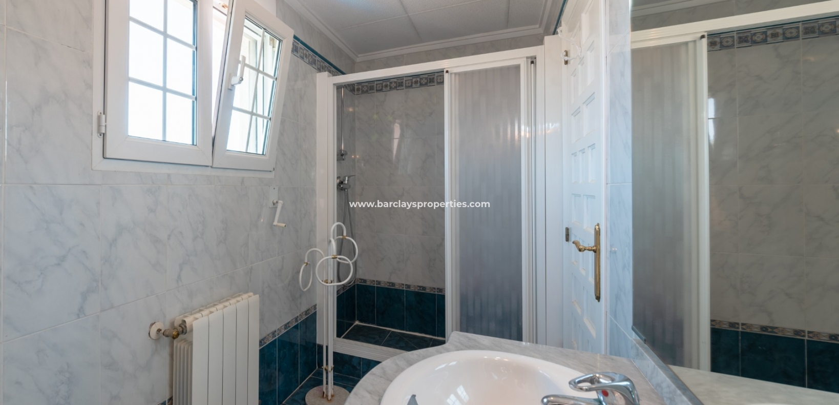 Wederverkoop - Vrijstaande Villa - Urb. La Marina