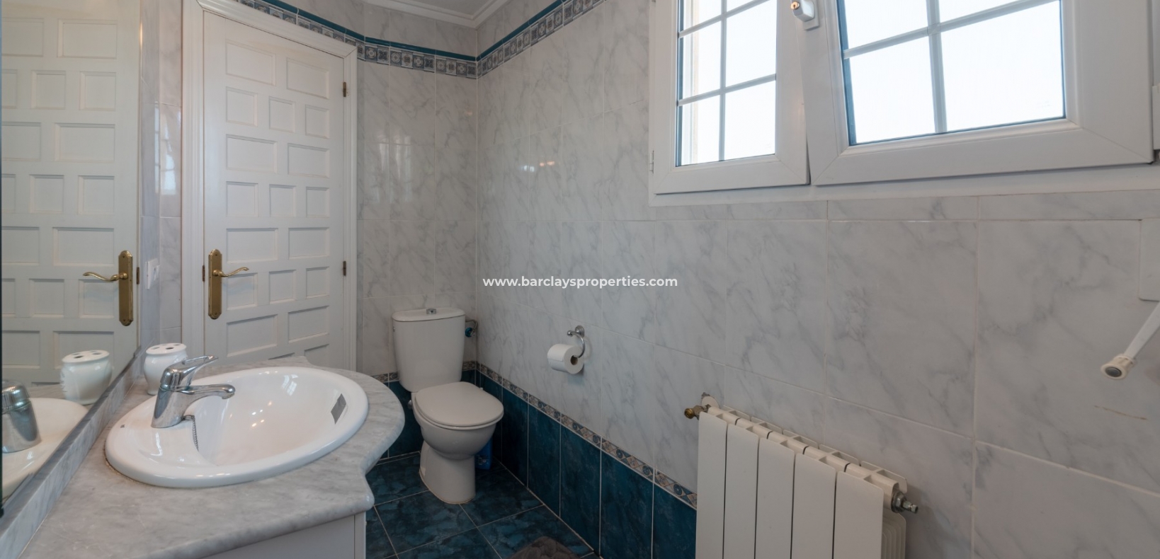 Wederverkoop - Vrijstaande Villa - Urb. La Marina