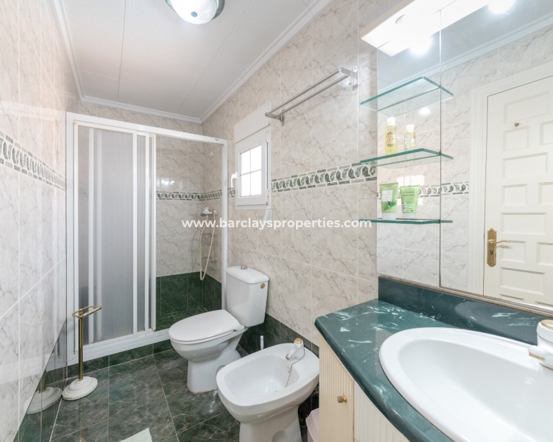 Wederverkoop - Vrijstaande Villa - Urb. La Marina