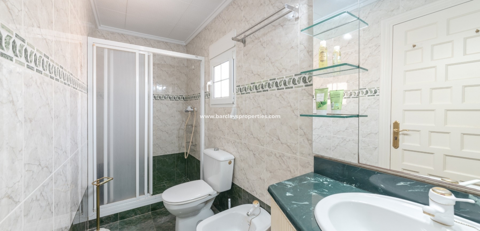 Wederverkoop - Vrijstaande Villa - Urb. La Marina