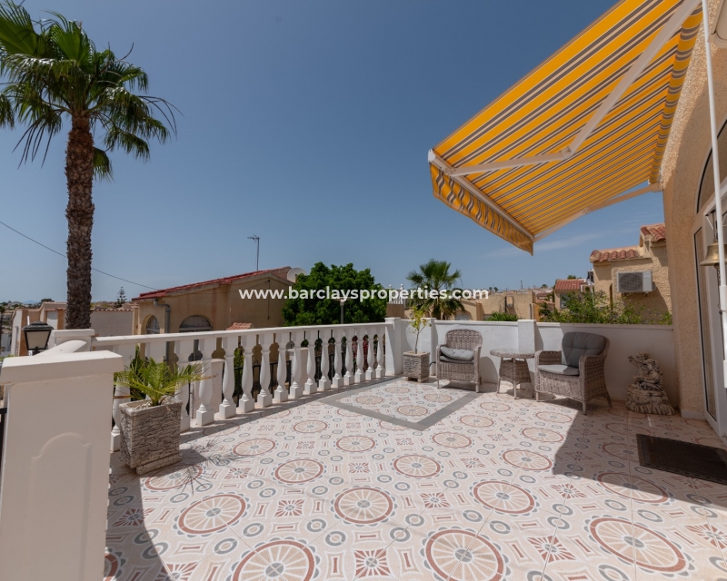 Wederverkoop - Vrijstaande Villa - Urb. La Marina