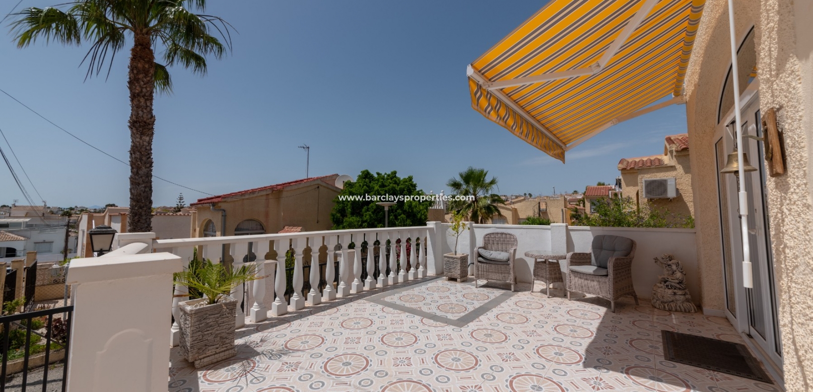 Wederverkoop - Vrijstaande Villa - Urb. La Marina