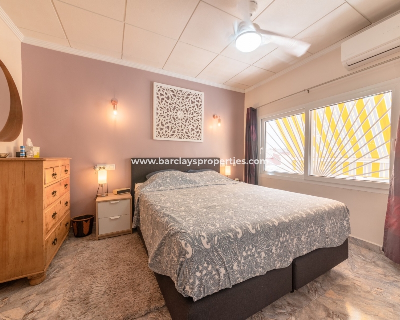 Wederverkoop - Vrijstaande Villa - Urb. La Marina