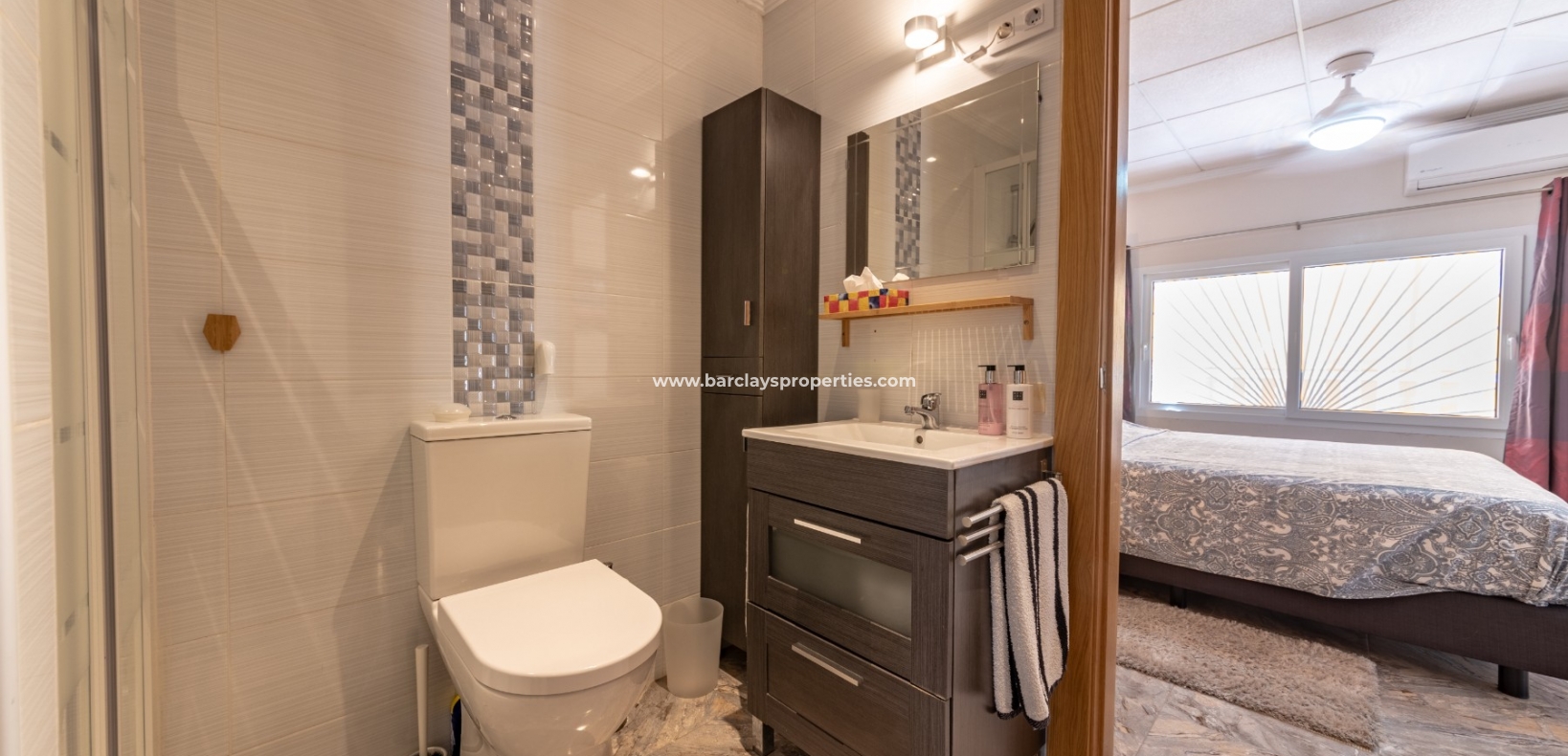 Wederverkoop - Vrijstaande Villa - Urb. La Marina