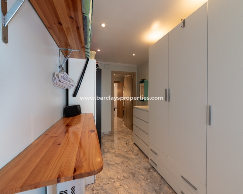 Wederverkoop - Vrijstaande Villa - Urb. La Marina