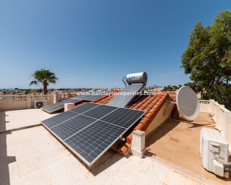 Wederverkoop - Vrijstaande Villa - Urb. La Marina