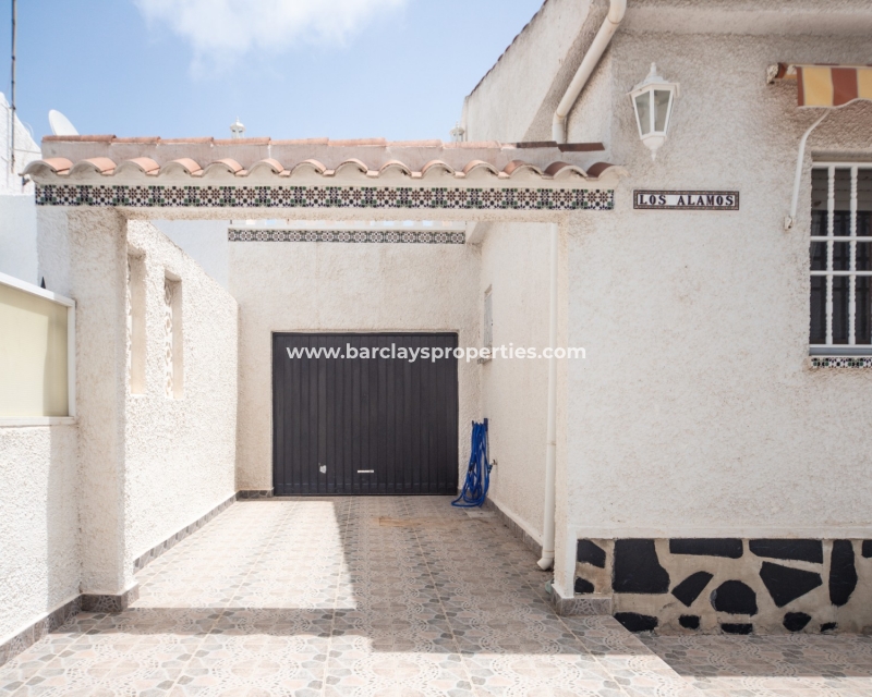 Wederverkoop - Vrijstaande Villa - Urb. La Marina