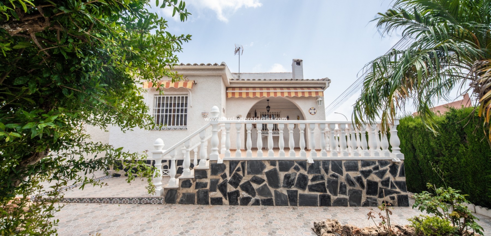 Wederverkoop - Vrijstaande Villa - Urb. La Marina