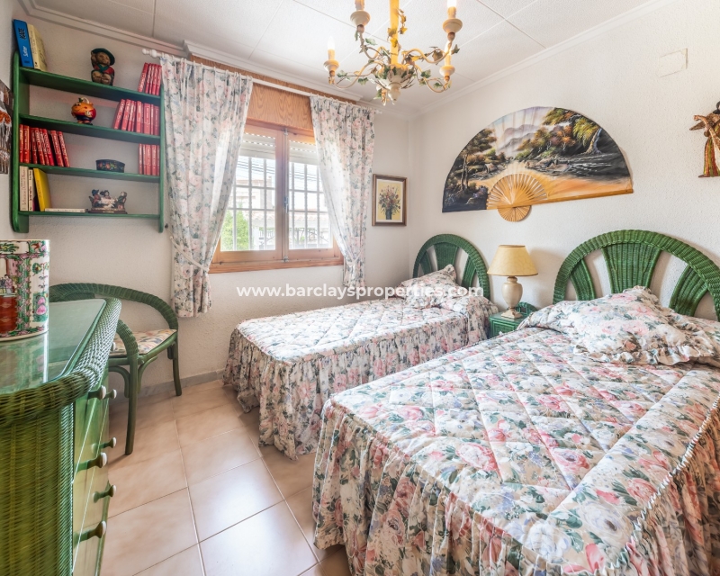 Wederverkoop - Vrijstaande Villa - Urb. La Marina