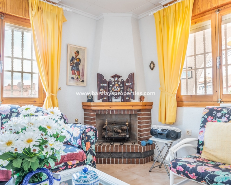 Wederverkoop - Vrijstaande Villa - Urb. La Marina