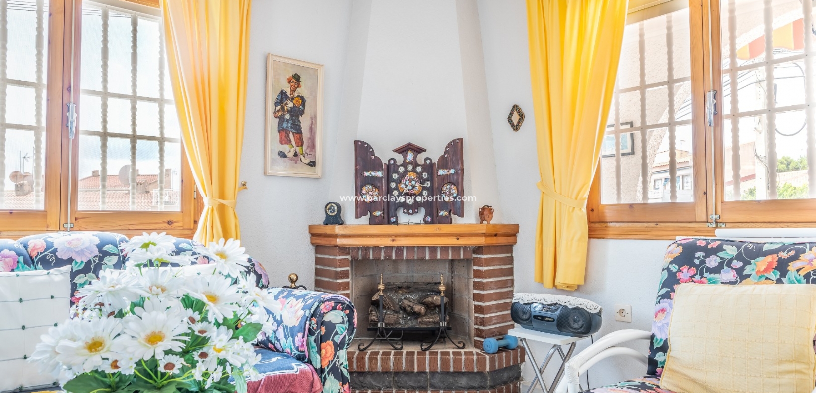 Wederverkoop - Vrijstaande Villa - Urb. La Marina