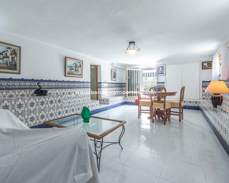 Wederverkoop - Vrijstaande Villa - Urb. La Marina