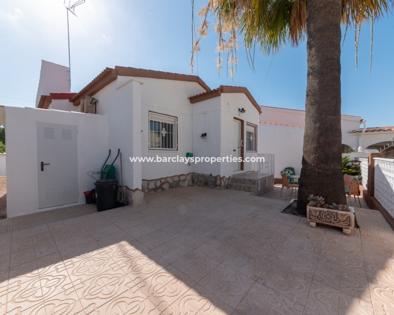 Wederverkoop - Vrijstaande Villa - Urb. La Marina