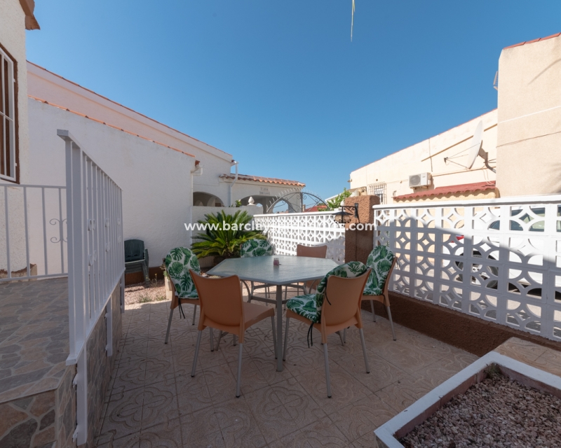 Wederverkoop - Vrijstaande Villa - Urb. La Marina