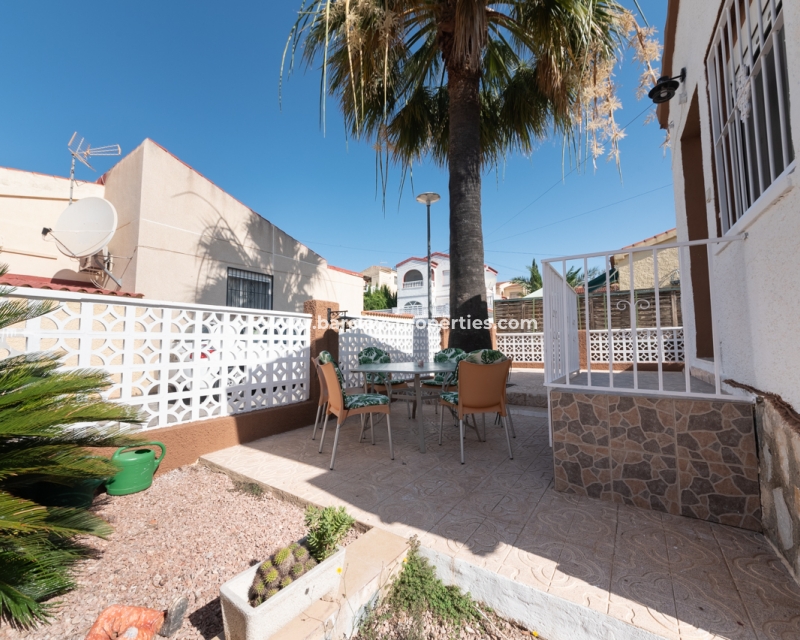 Wederverkoop - Vrijstaande Villa - Urb. La Marina