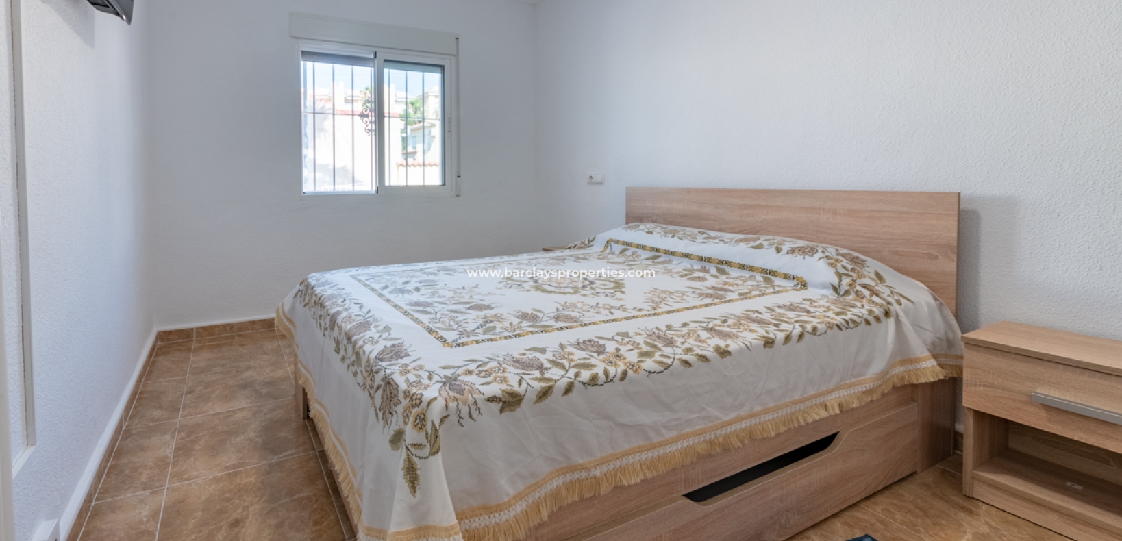 Wederverkoop - Vrijstaande Villa - Urb. La Marina