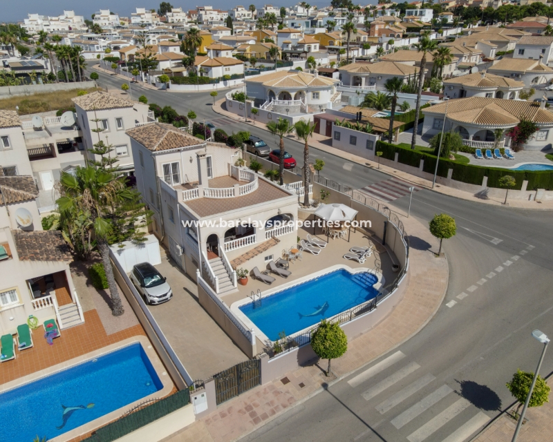 Wederverkoop - Vrijstaande Villa - Urb. La Marina