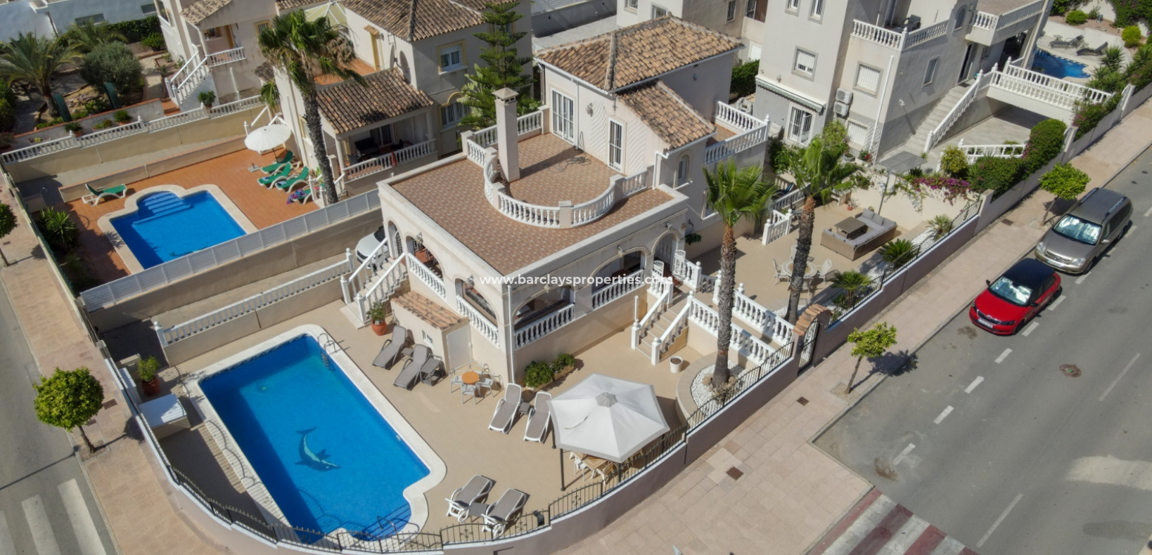 Wederverkoop - Vrijstaande Villa - Urb. La Marina