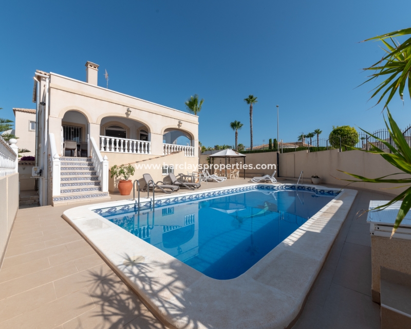 Wederverkoop - Vrijstaande Villa - Urb. La Marina