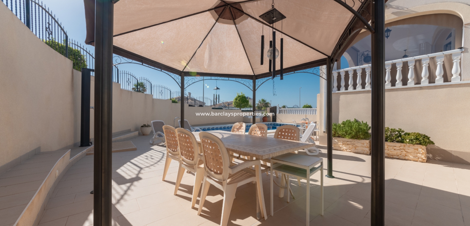 Wederverkoop - Vrijstaande Villa - Urb. La Marina