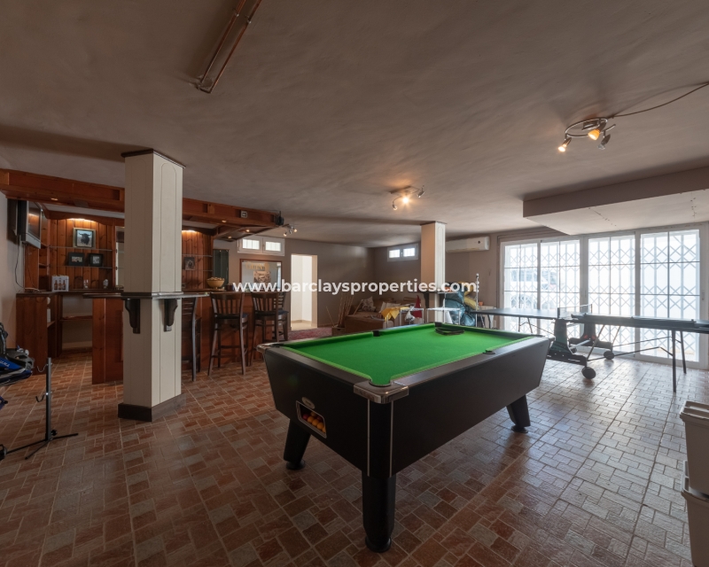 Wederverkoop - Vrijstaande Villa - Urb. La Marina