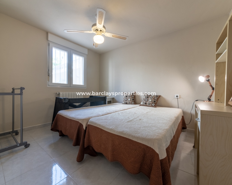 Wederverkoop - Vrijstaande Villa - Urb. La Marina