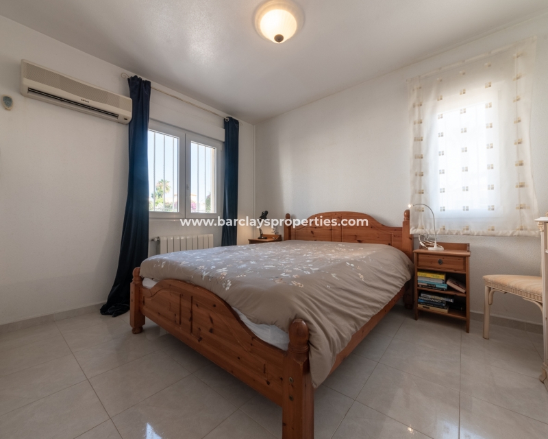 Wederverkoop - Vrijstaande Villa - Urb. La Marina