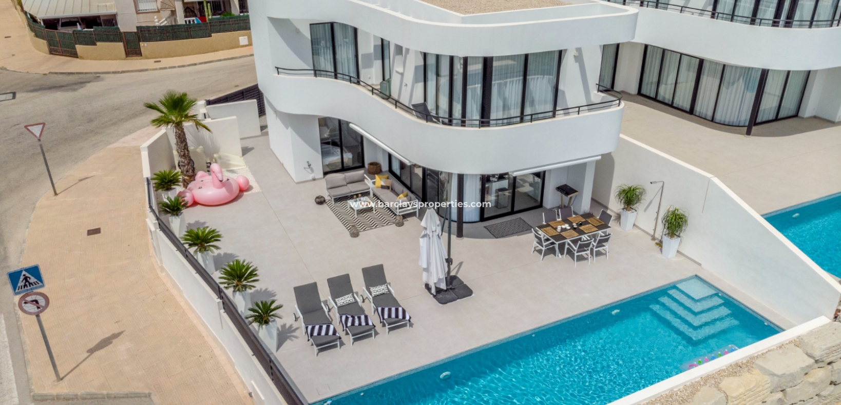 Wederverkoop - Vrijstaande Villa - Urb. La Marina