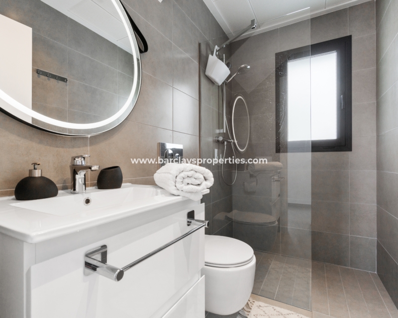 Wederverkoop - Vrijstaande Villa - Urb. La Marina