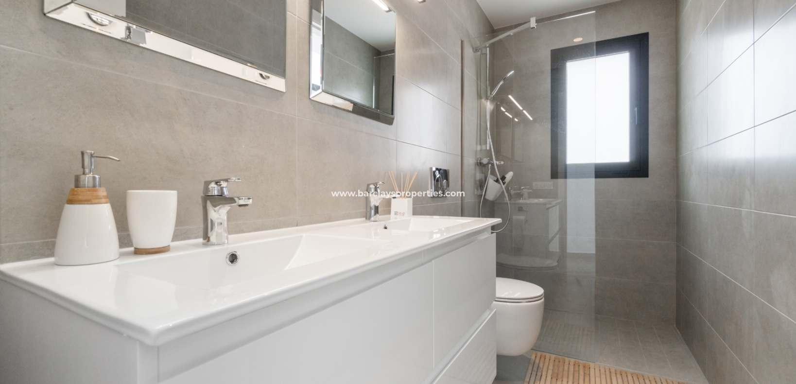 Wederverkoop - Vrijstaande Villa - Urb. La Marina