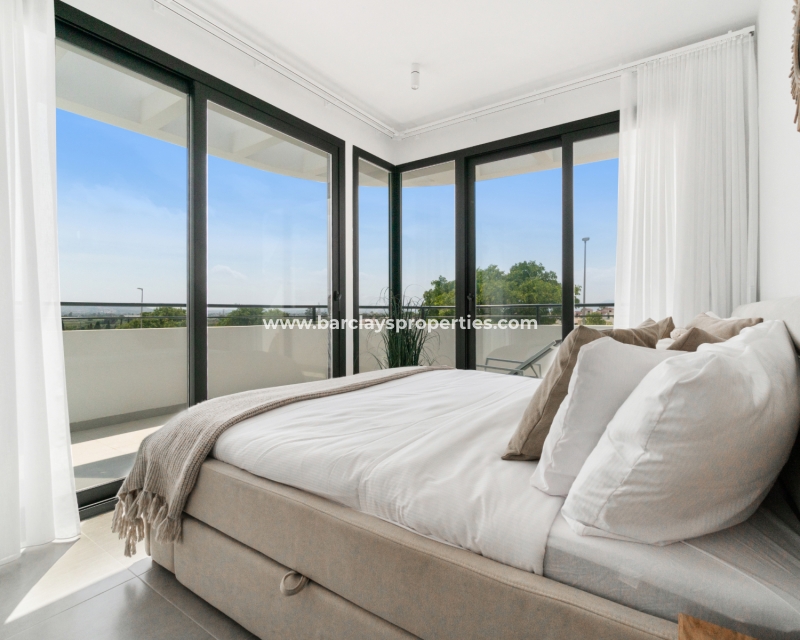 Wederverkoop - Vrijstaande Villa - Urb. La Marina