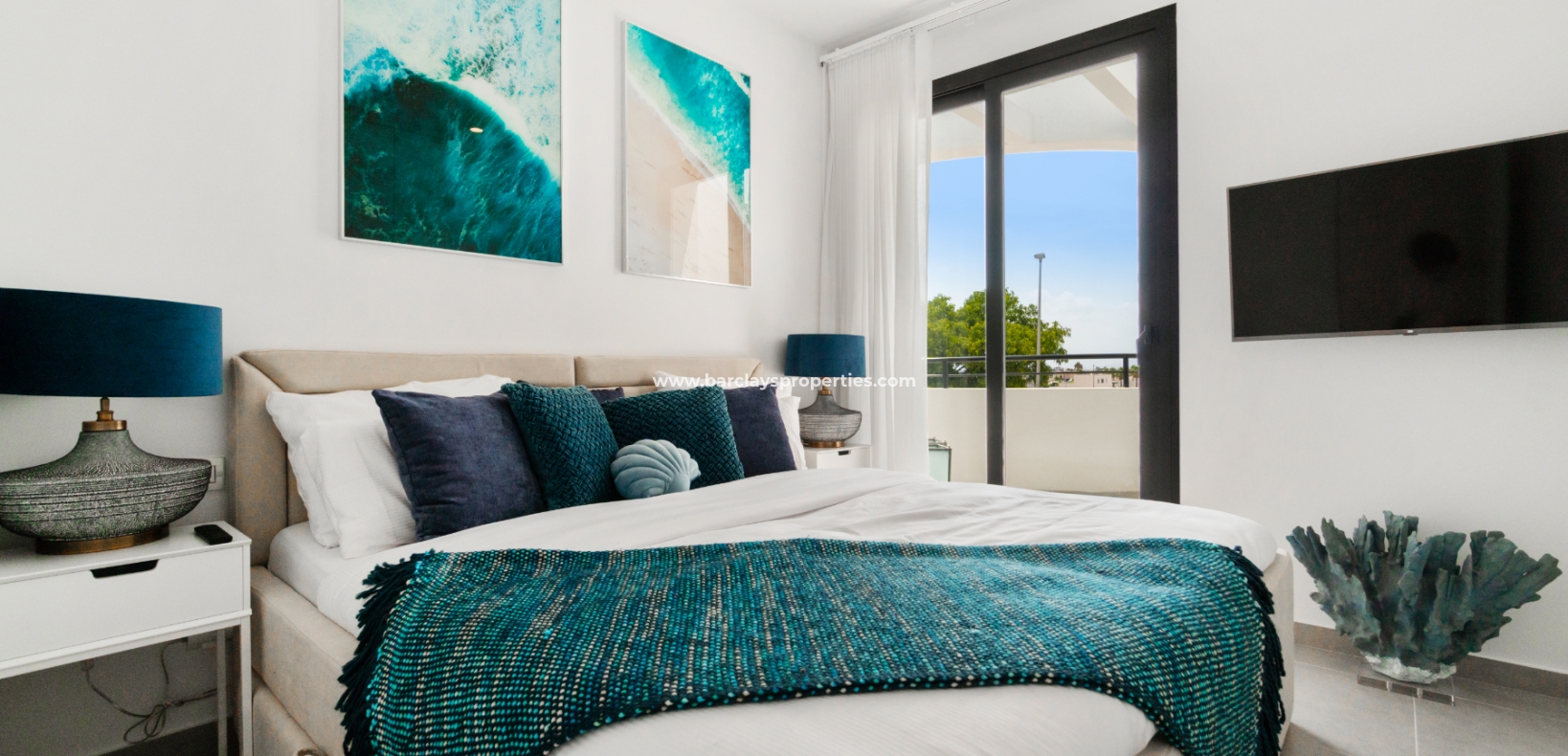 Wederverkoop - Vrijstaande Villa - Urb. La Marina