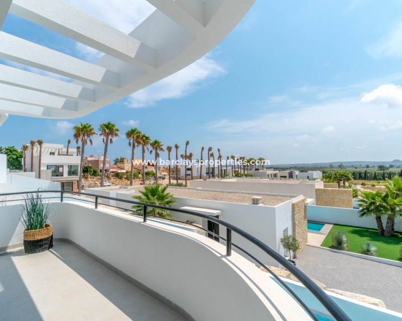 Wederverkoop - Vrijstaande Villa - Urb. La Marina