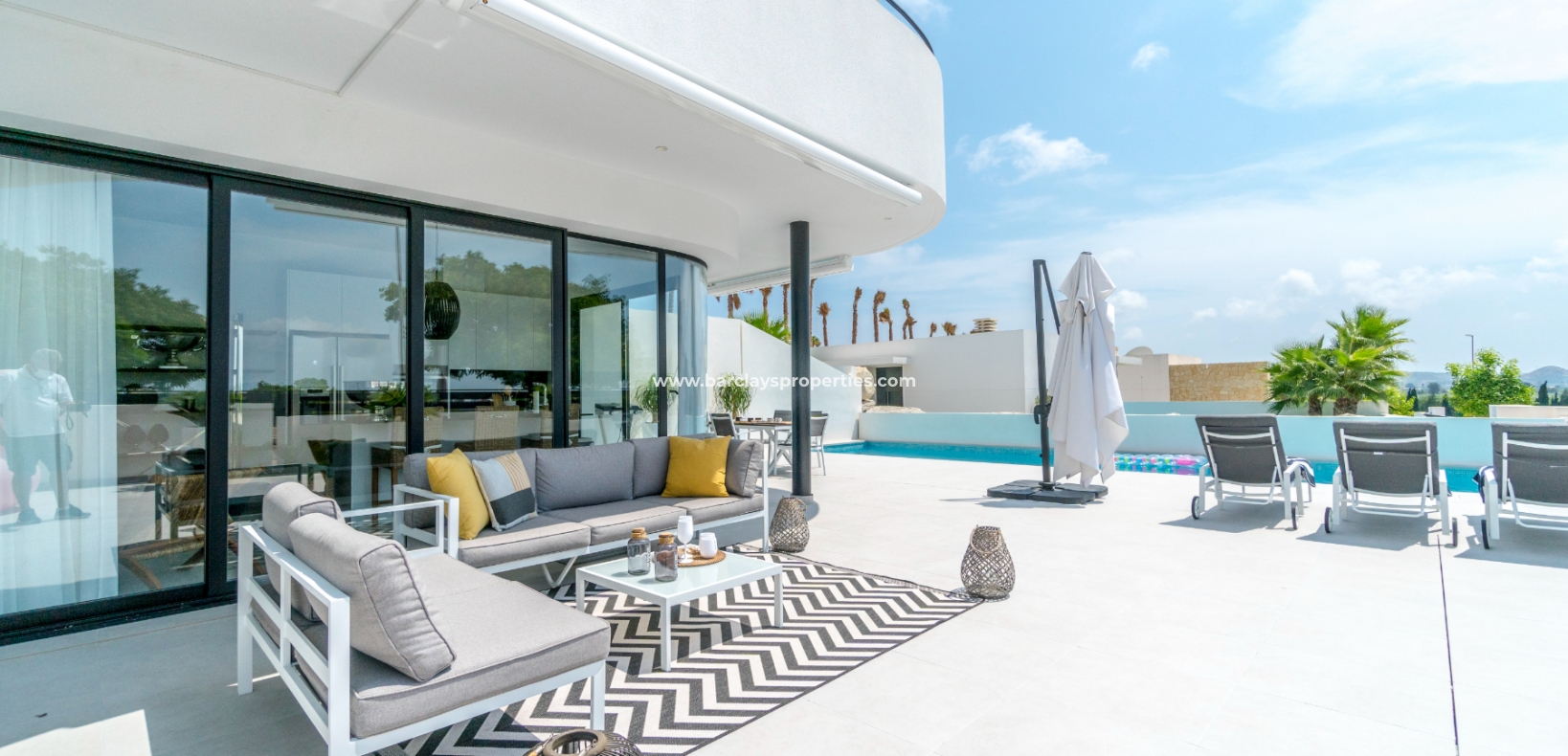 Wederverkoop - Vrijstaande Villa - Urb. La Marina