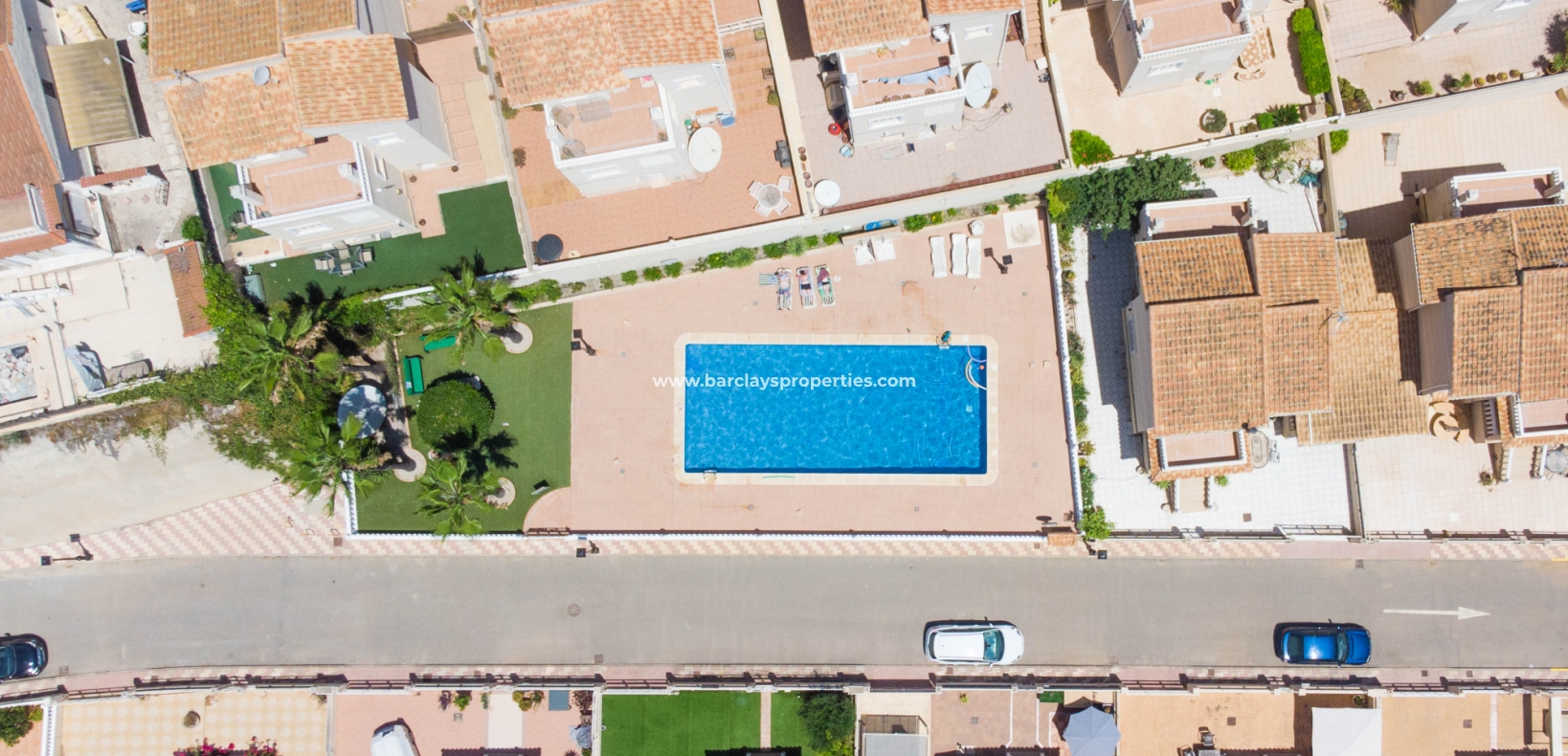 Wederverkoop - Vrijstaande Villa - Urb. La Marina