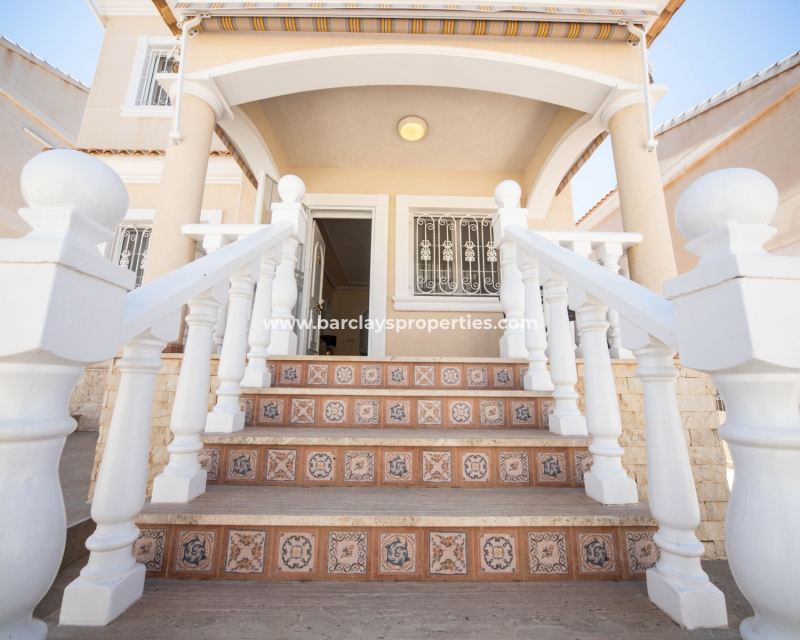 Wederverkoop - Vrijstaande Villa - Urb. La Marina