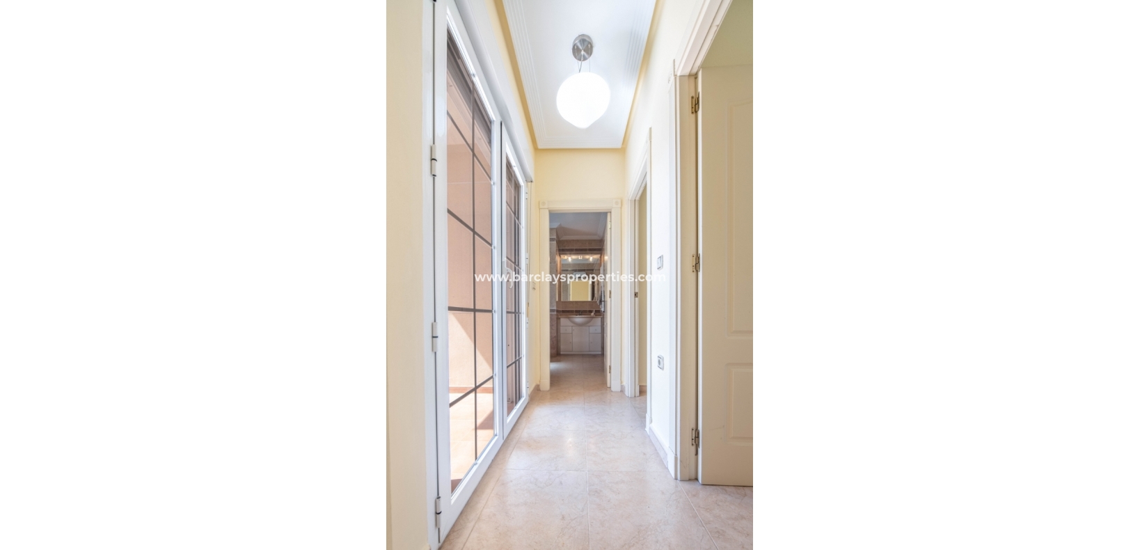 Wederverkoop - Vrijstaande Villa - Urb. La Marina