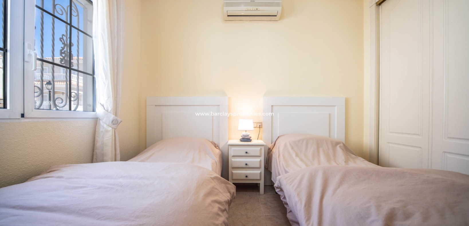 Wederverkoop - Vrijstaande Villa - Urb. La Marina